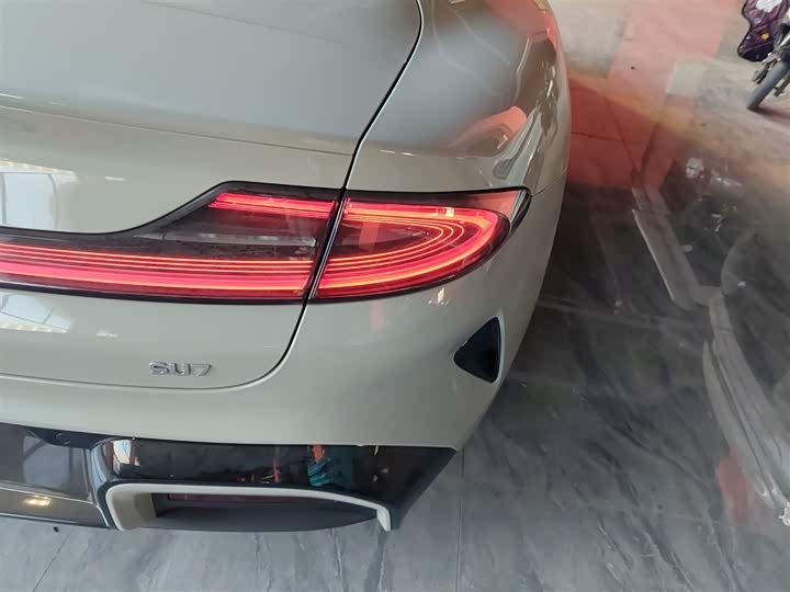 Xiaomi SU7 2024 2024款 后驱长续航智驾版