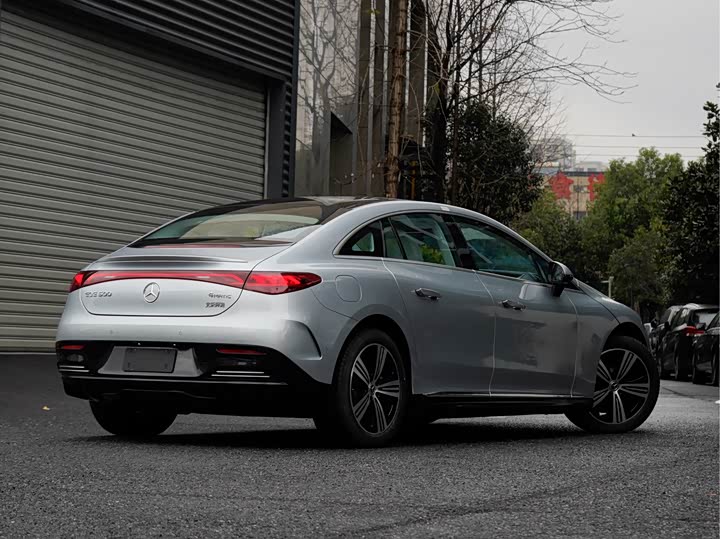 Mercedes-Benz EQE 2025 2025款 500 4MATIC 豪华版