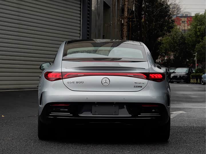 Mercedes-Benz EQE 2025 2025款 500 4MATIC 豪华版
