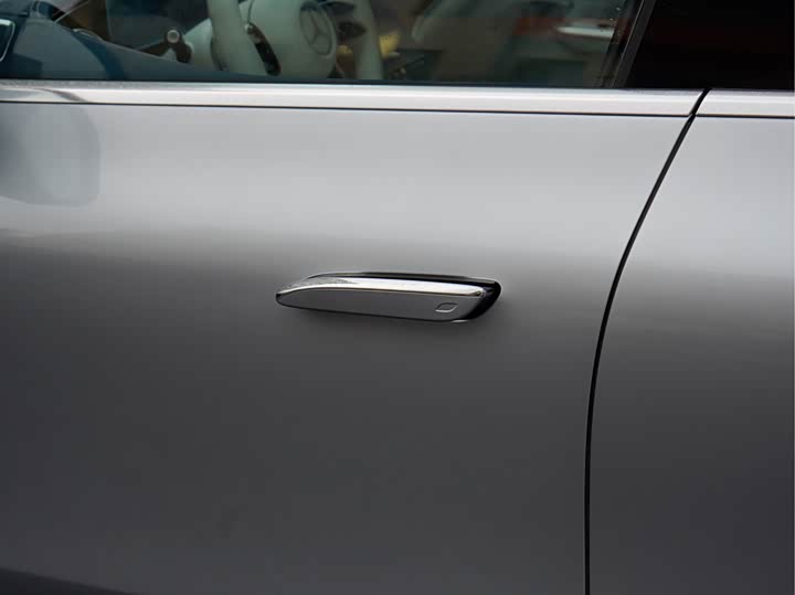 Mercedes-Benz EQE 2025 2025款 500 4MATIC 豪华版