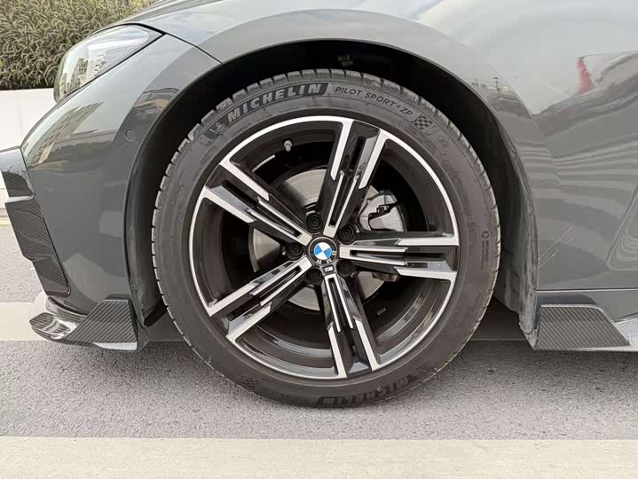 BMW 4 Series 2024 2024款 425i M运动套装