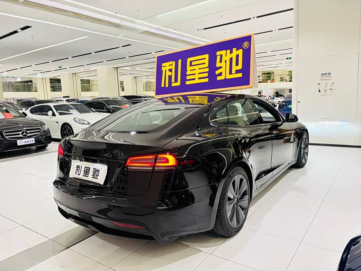 Tesla Model S 2023 2023款 双电机全轮驱动版