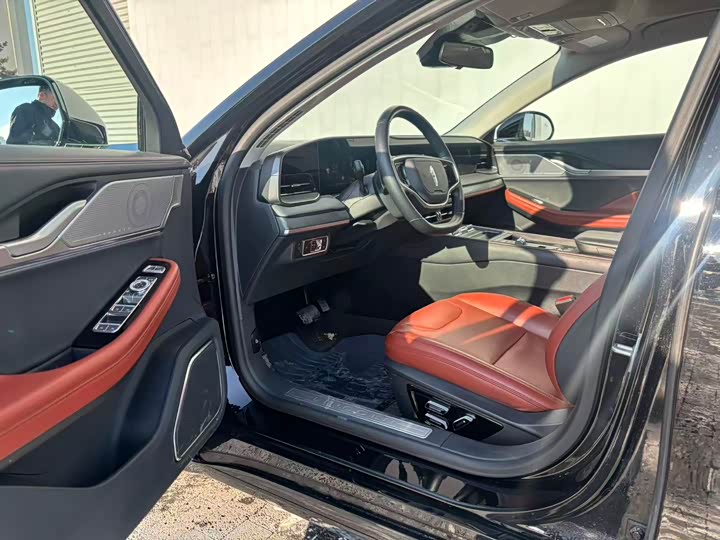 Lincoln Z (Zephyr) 2025 2025款 2.0T 尊尚版