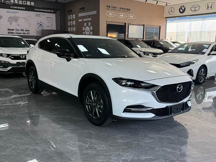 Mazda CX-4 2021 2021款 2.0L 自动两驱蓝天活力版