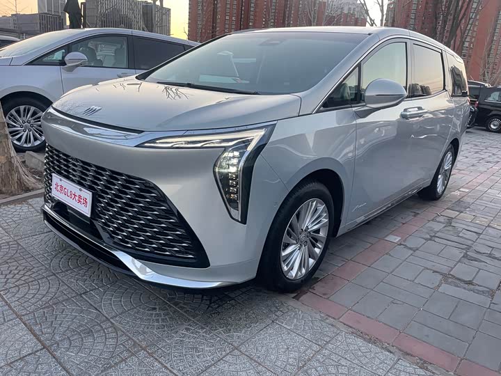 Buick GL8 Century 2025 2025款 2.0T 六座蕴世版