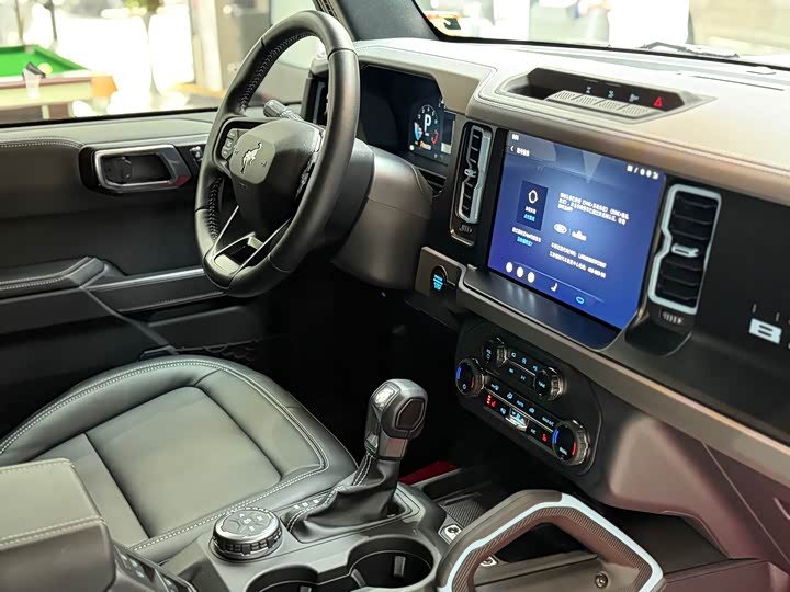 Ford Bronco 2024 2024款 2.3T 墨钻