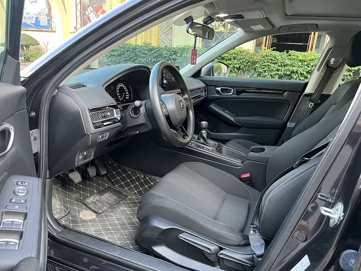 Honda Integra 2023 2023款 240TURBO 手动专属版