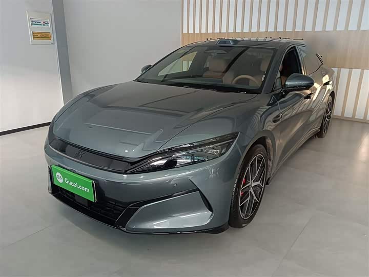 BYD Han L 2025 2025款 DM-p 四驱激光雷达旗舰型