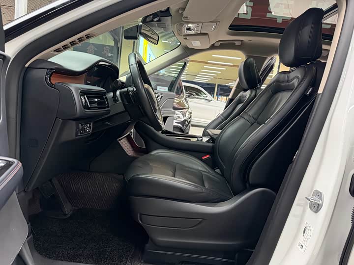 Lincoln Aviator 2022 2022款 3.0T V6 四驱尊享版