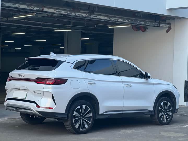 2025 BYD Song Plus Hybrid/EV