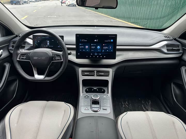 BYD Destroyer 05 2024 2024款 荣耀版 DM-i 55KM 豪华型