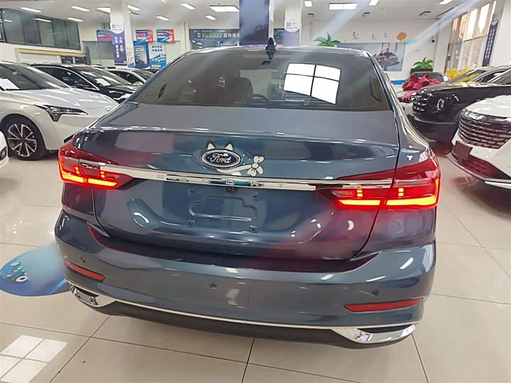 Ford Escort 2021 2021款 1.5L 自动铂金版