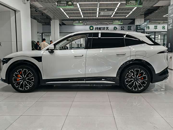 Zeekr 7X 2025 2025款 100kWh 长续航后驱智驾版
