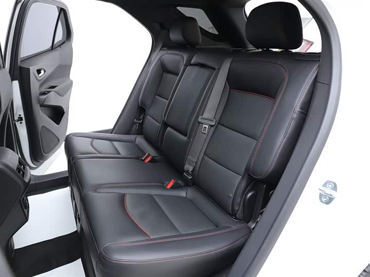 Chevrolet Equinox 2023 2023款 轻混 2.0T RS 四驱智能捍界版