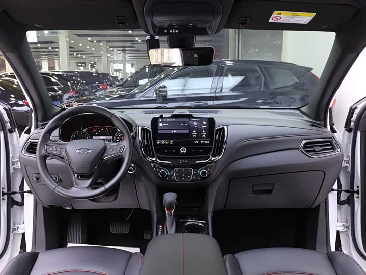 Chevrolet Equinox 2023 2023款 轻混 2.0T RS 四驱智能捍界版