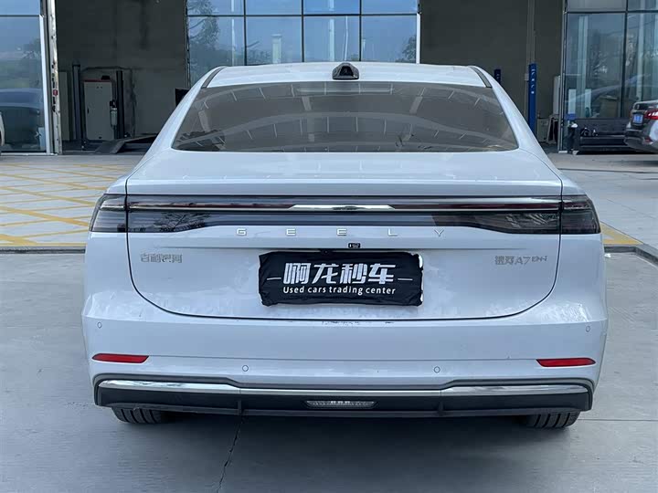 Geely Galaxy A7 2025 2025款 EM-i 150km 探索+版