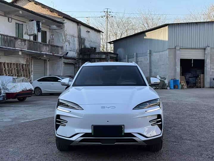 2025 BYD Song Plus Hybrid/EV
