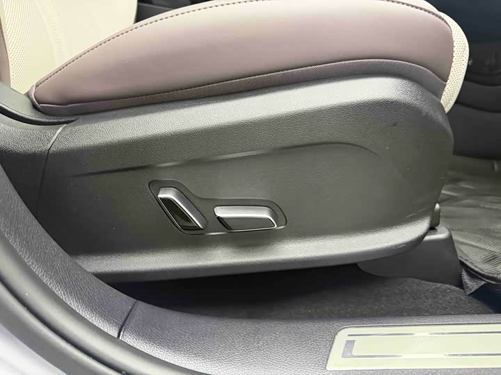 2025 BYD Song Plus Hybrid/EV