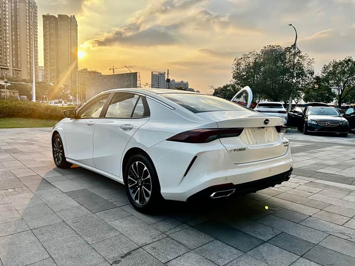 GAC Trumpchi Empow R 2023 2023款 影豹H 高能混动版