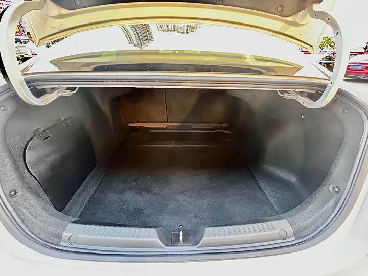 GAC Trumpchi Empow R 2023 2023款 影豹H 高能混动版