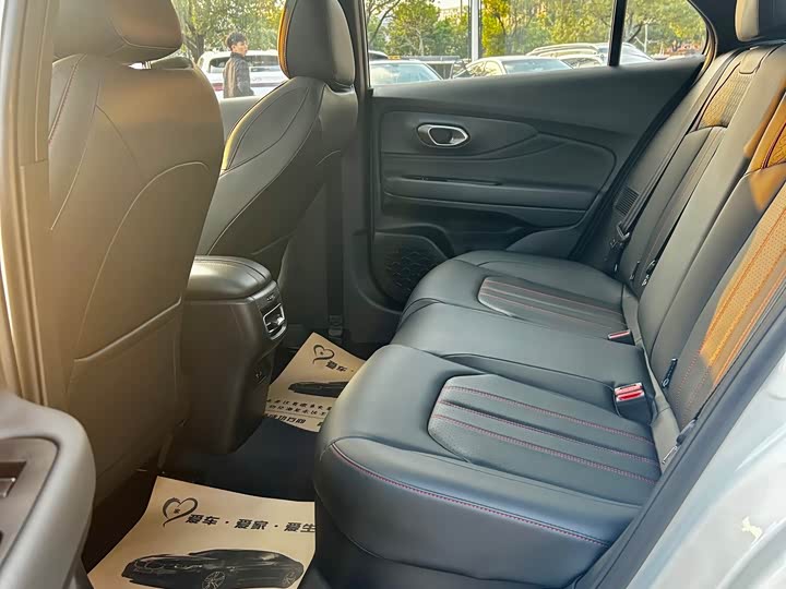 GAC Trumpchi Empow R 2023 2023款 影豹H 高能混动版