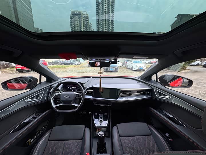 Audi Q5 e-tron 2022 2022款 50 e-tron quattro edition one 艺创典藏版