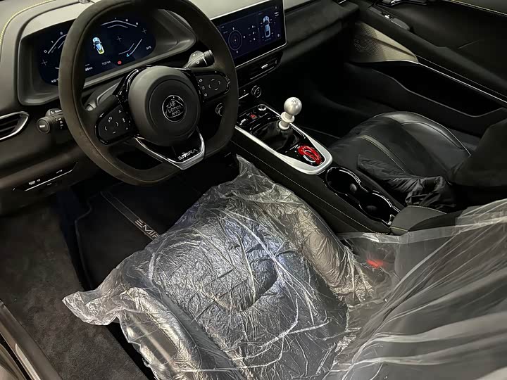 Lotus Emira 2022 2022款 3.5T V6 手动 First Edition