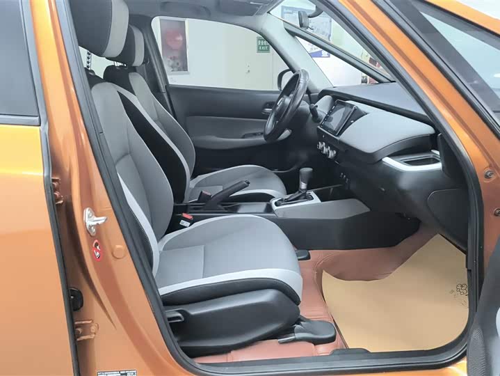 Honda Life 2021 2021款 1.5L CVT CRO-S乐趣版