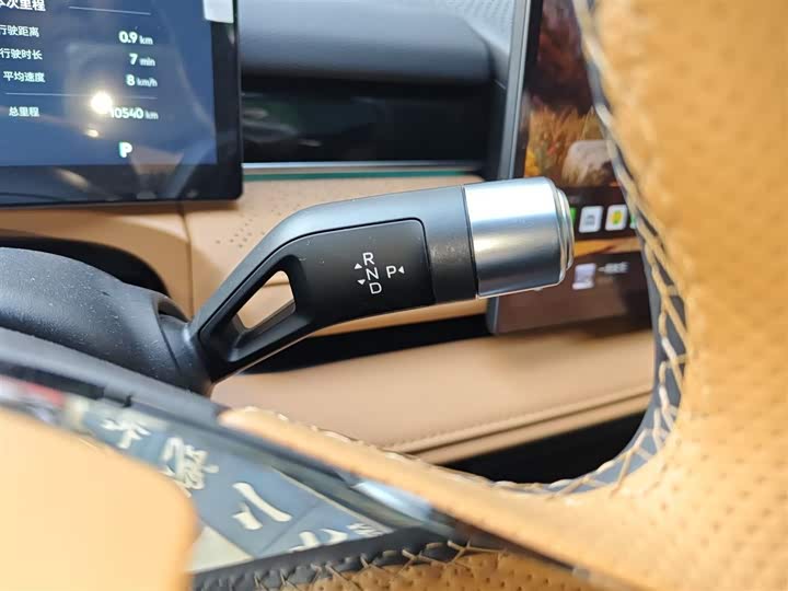 Geely Galaxy Starshine 8 EM-i 2025 2025款 130km EM-i 尊享版