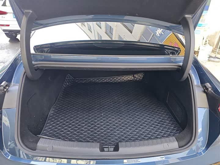 Geely Galaxy Starshine 8 EM-i 2025 2025款 130km EM-i 尊享版