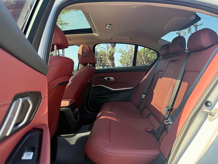 BMW 3 Series 2025 2025款 325i M运动套装