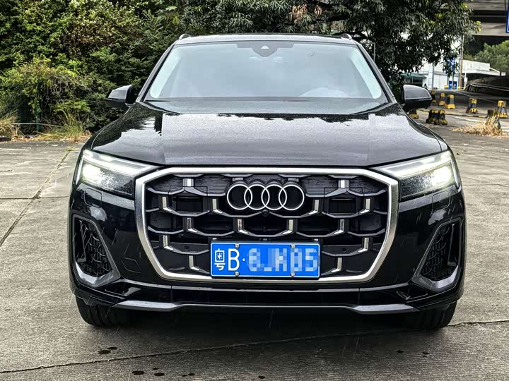 Audi Q7 2025 2025款 55 TFSI quattro S line运动型