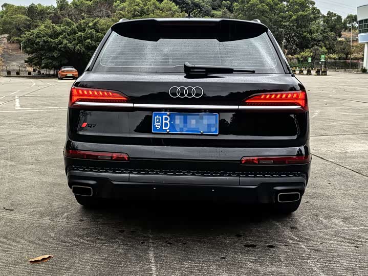 Audi Q7 2025 2025款 55 TFSI quattro S line运动型