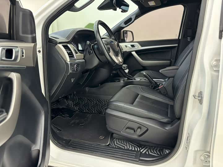 Ford Everest 2020 2020款 2.3T 汽油自动四驱豪华版 5座