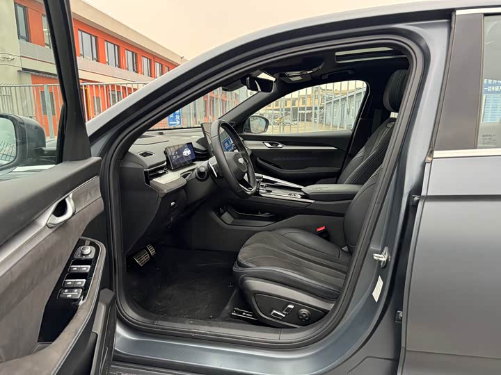 Geely Preface 2025 2025款 东方曜 2.0TD 今朝版