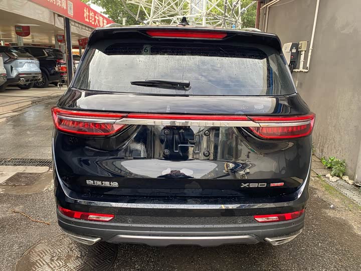 Jetour X90 Plus 2023 2023款 改款 1.6TD DCT别墅 7座