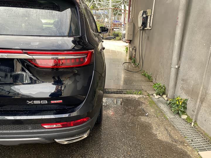 Jetour X90 Plus 2023 2023款 改款 1.6TD DCT别墅 7座