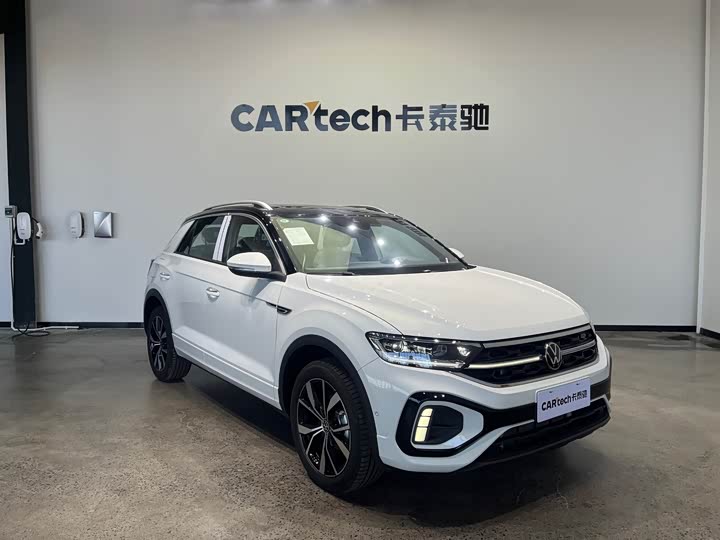 Volkswagen T-Roc 2025 2025款 改款二 300TSI DSG两驱星光版