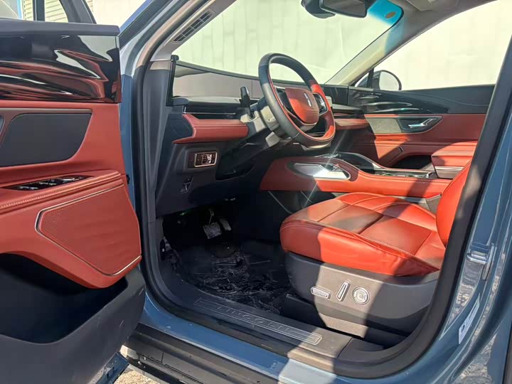 Lincoln Nautilus 2025 2025款 2.0T 四驱尊逸版