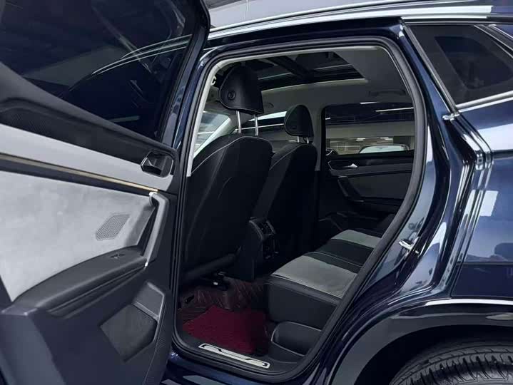 Volkswagen Tayron X 2023 2023款 330TSI 两驱旗舰智慧版