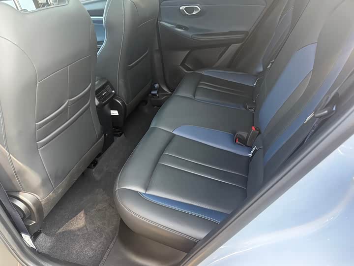 GAC Trumpchi GS3 2023 2023款 影速 270T 劲智版