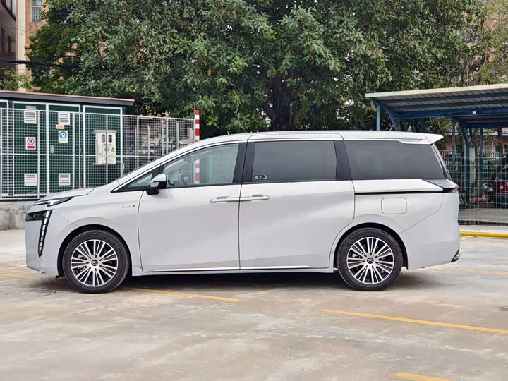 GAC Trumpchi E8 2024 2024款 150km MAX+