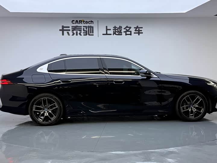 BMW i5 2024 2024款 eDrive 35L 豪华套装