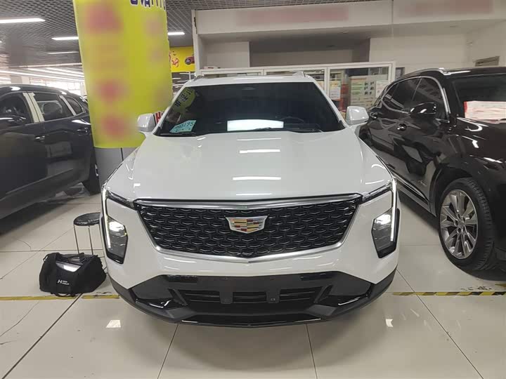 Cadillac XT4 2024 2024款 28T 两驱豪华型