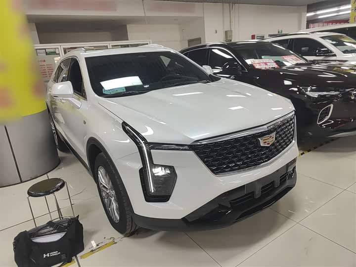 Cadillac XT4 2024 2024款 28T 两驱豪华型
