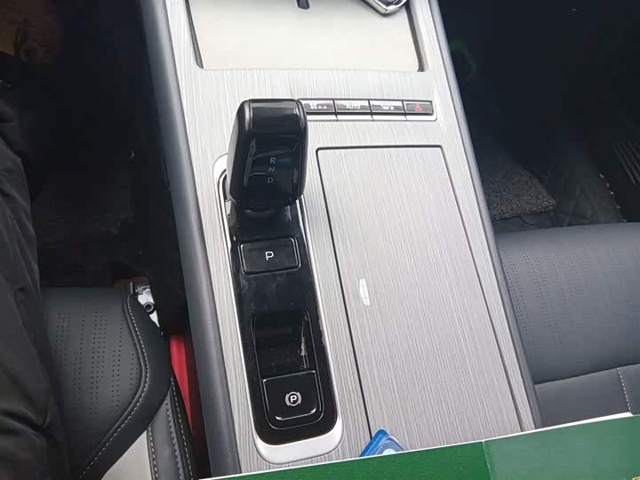 Geely Atlas L 2024 2024款 1.5TD DCT龙腾版