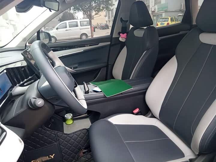 Geely Atlas L 2024 2024款 1.5TD DCT龙腾版