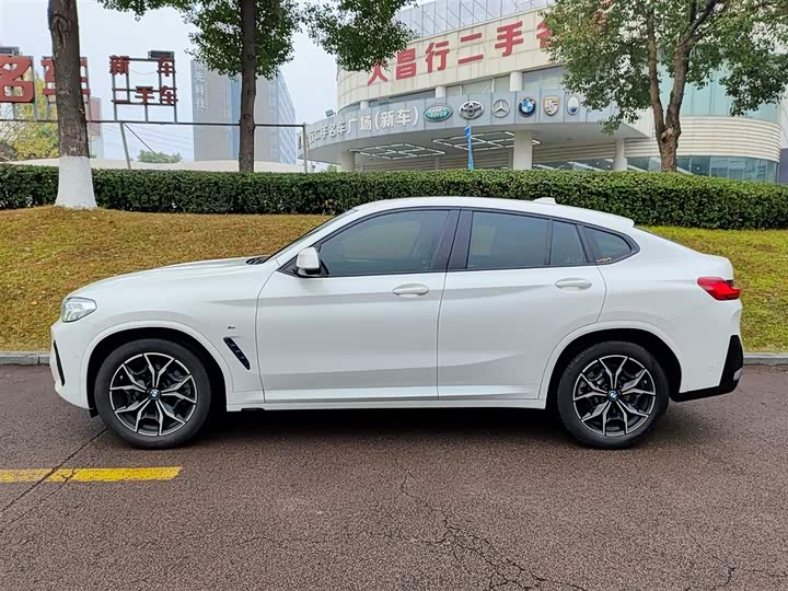 BMW X4 2022 2022款 xDrive 25i M运动套装