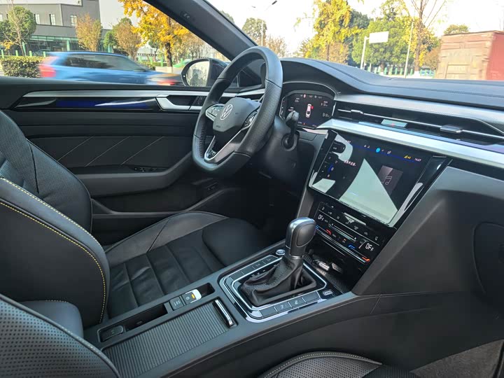 Volkswagen CC 2025 2025款 380TSI 夺目 众享款