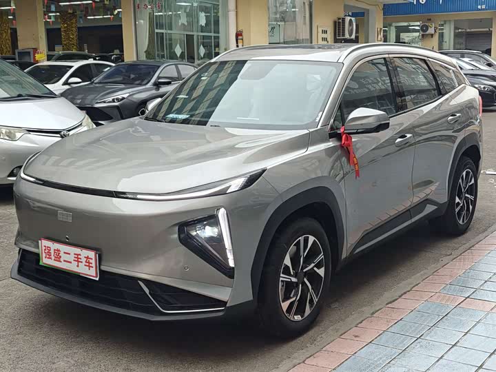 Geely Galaxy L7 2025 2025款 EM-i 115km 远航版